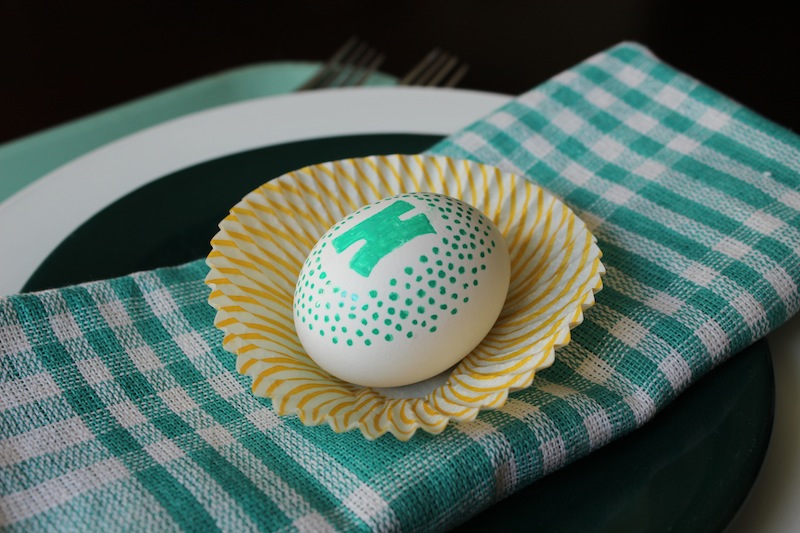 Egg place card | mychiclife.com