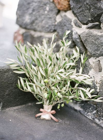 olive-branch-green-bouquet