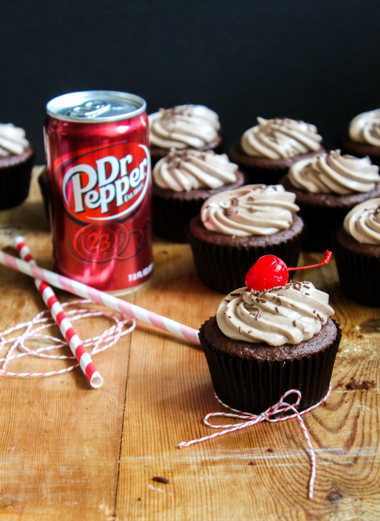TheChic_dr pepper soda cupcakes