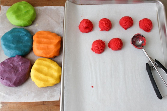 TheChic_rainbow cookie scoops