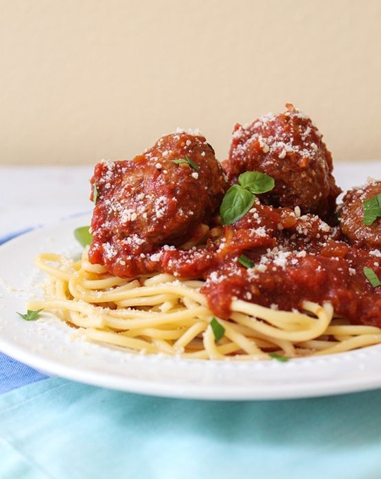 Spaghetti and Slow Cooker Meatballs