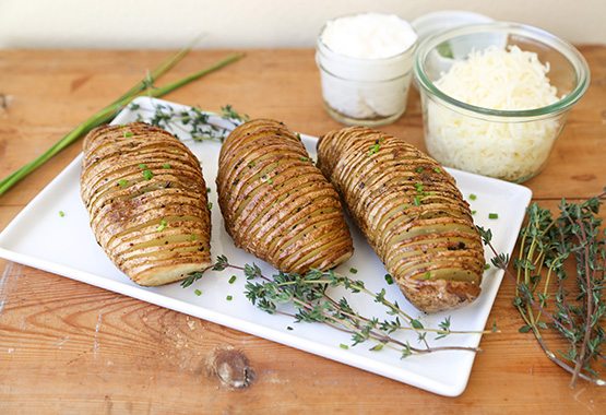 TheChic_accordion-potatoes-1