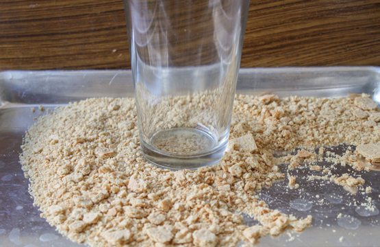 TheChic_crush-graham-crackers