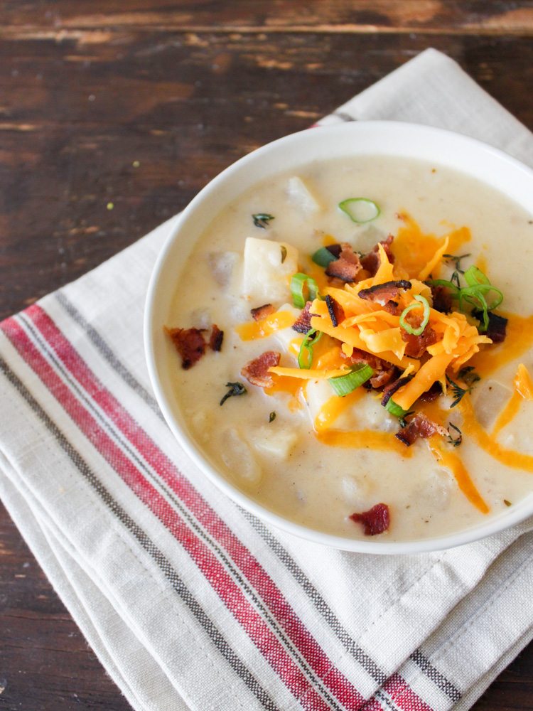 https://msrachelhollis.com/wp-content/uploads/2013/10/TheChic_potato-soup2.jpg