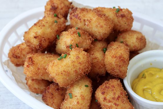 TheChic_tater-tot-close-up