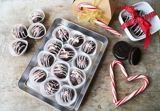 TheChic_OREO-truffles-peppermint-bark