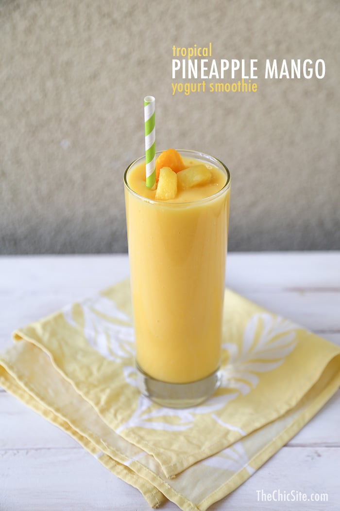 TheChic_pineapple-mango-smoothie