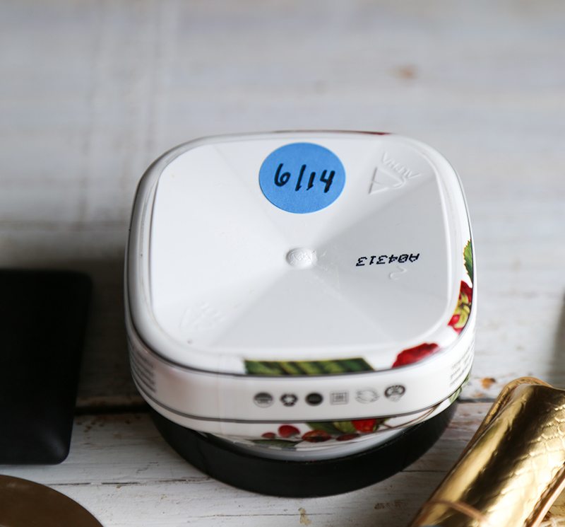 TheChic_makeup-expiration-2