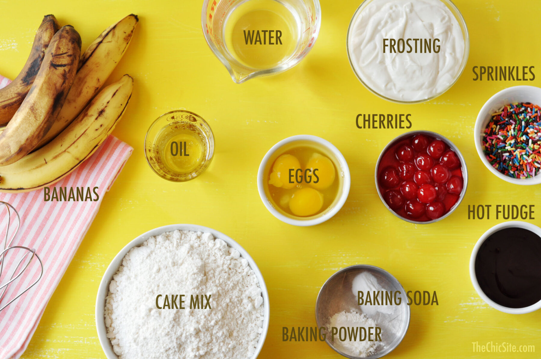 how to make banana split cupcakes