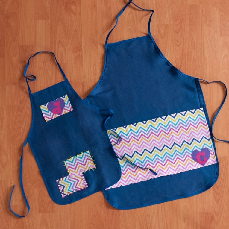 DIY Mommy and Me Aprons