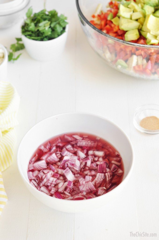 chopped red onions 