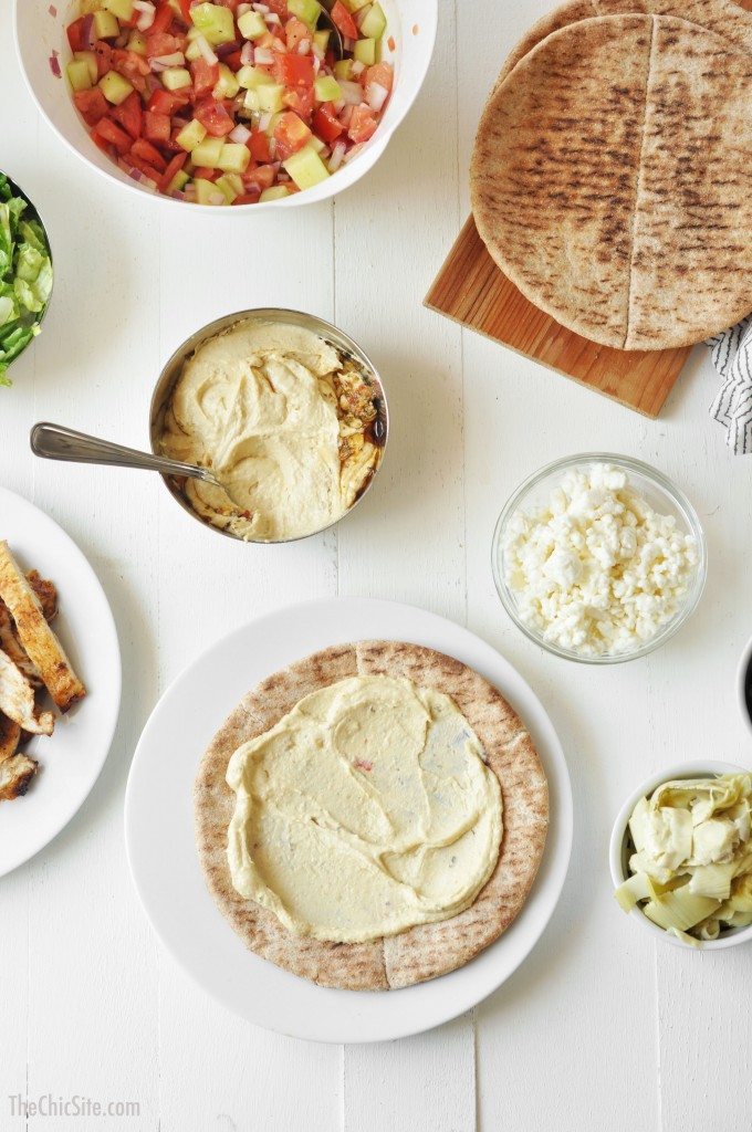 pita bread and hummus