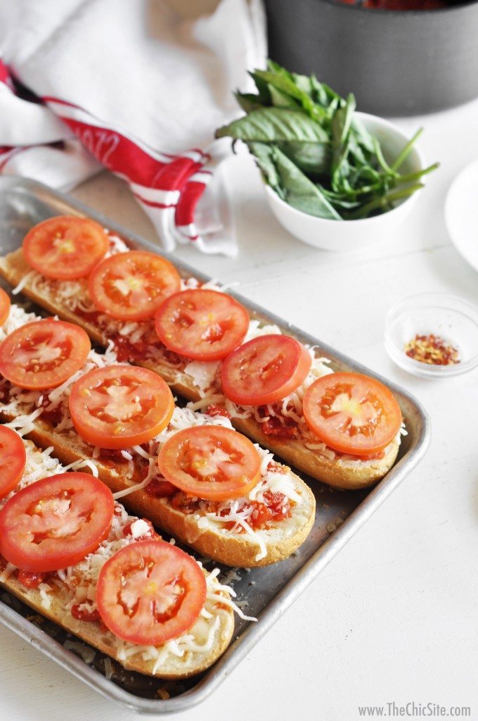 tomatoes on french bread