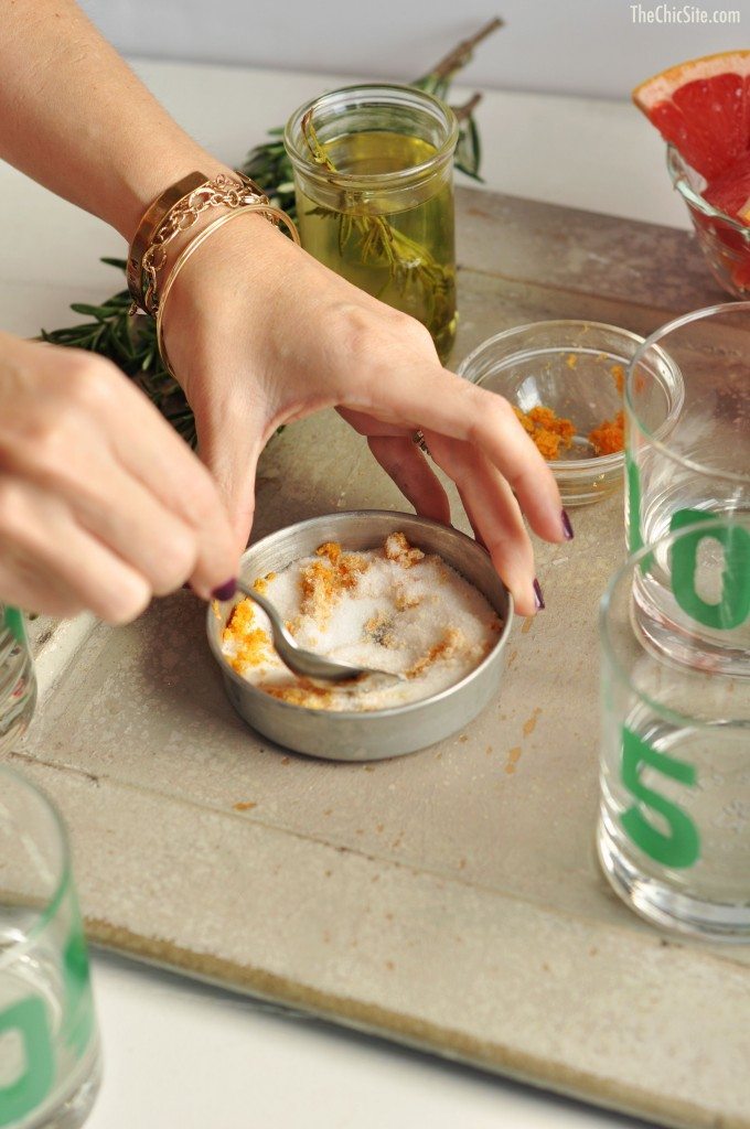 mixing sugar and grapefruit zest