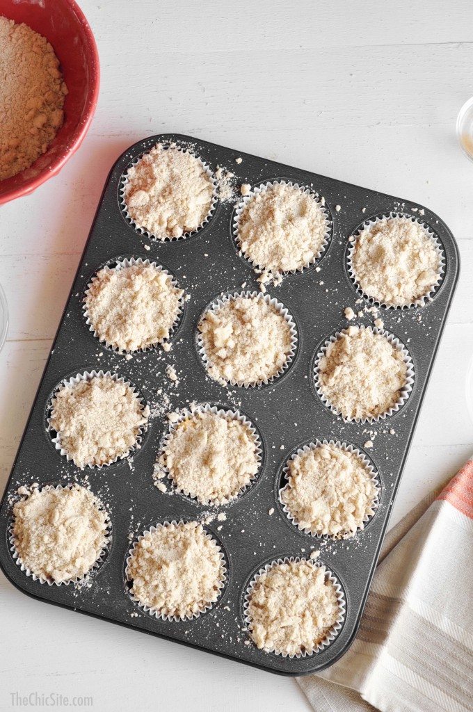 pumpkin crumb muffins in cupcake pan