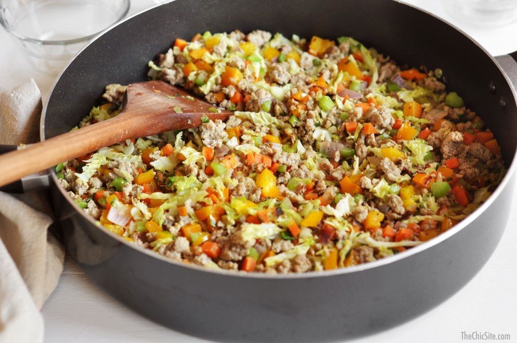 lettuce cup filling with turkey