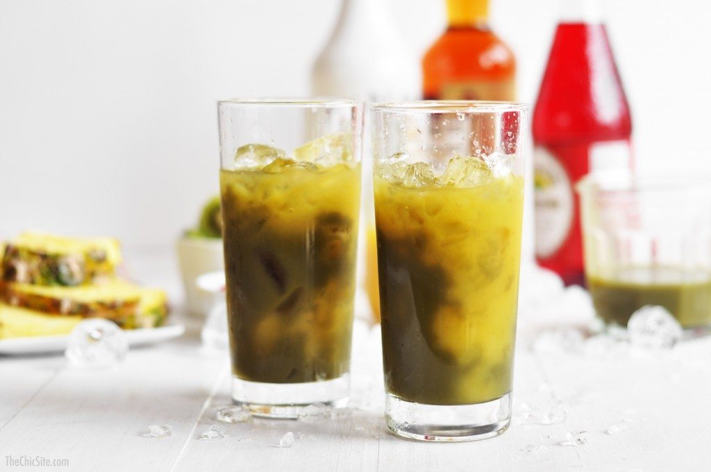 cocktails with kiwi juice