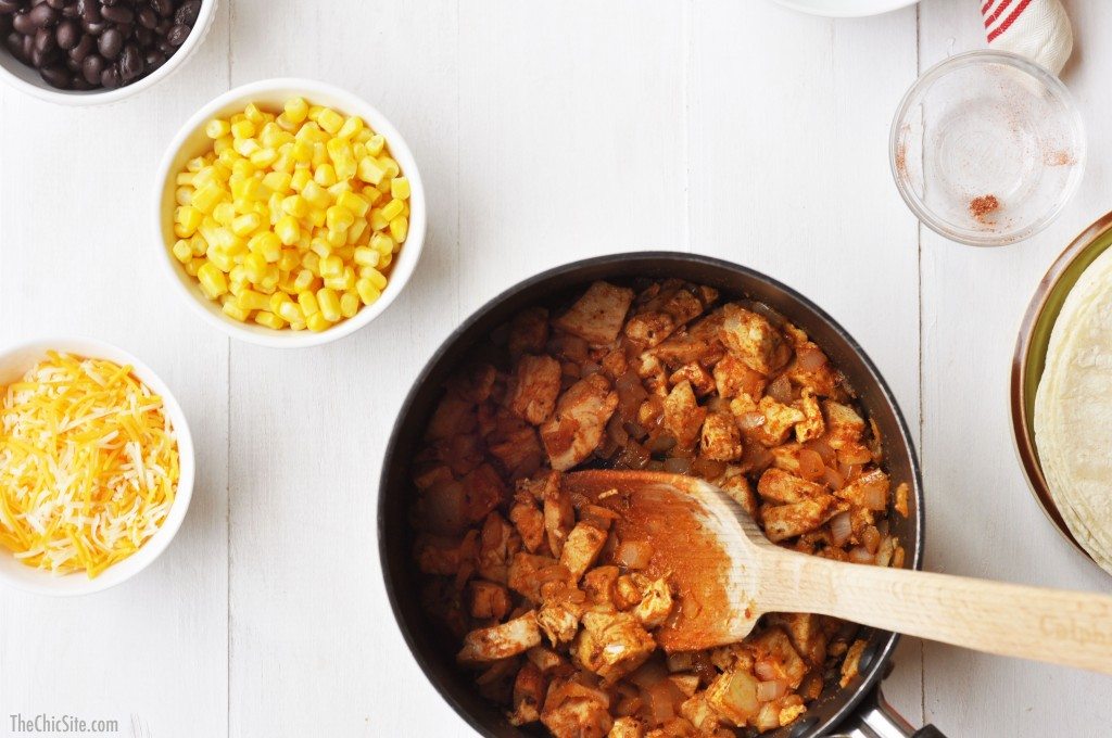 chicken and onions cooking