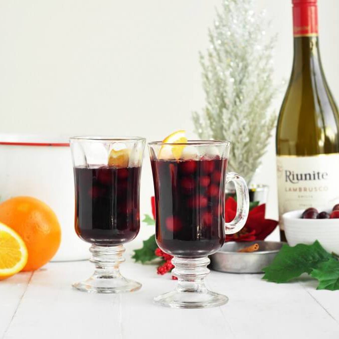 Cranberry Orange Mulled Wine