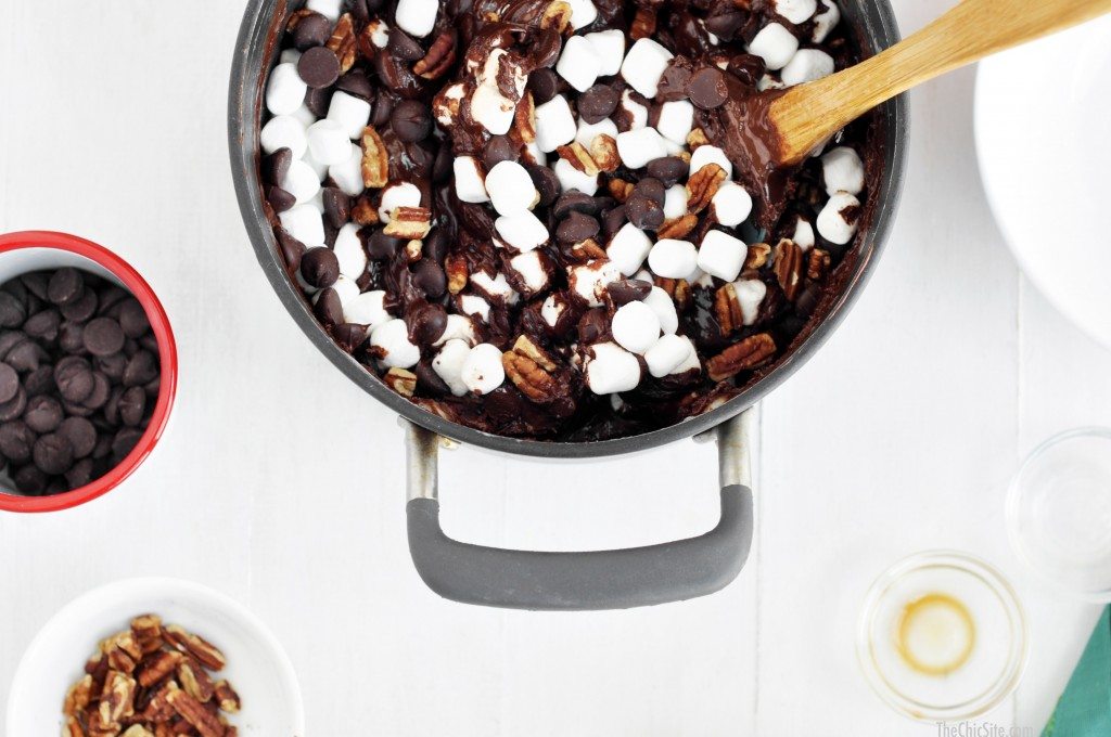 rocky road fudge easy holiday fudge