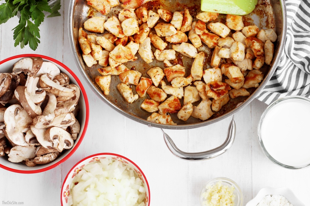 golden brown chicken in skillet