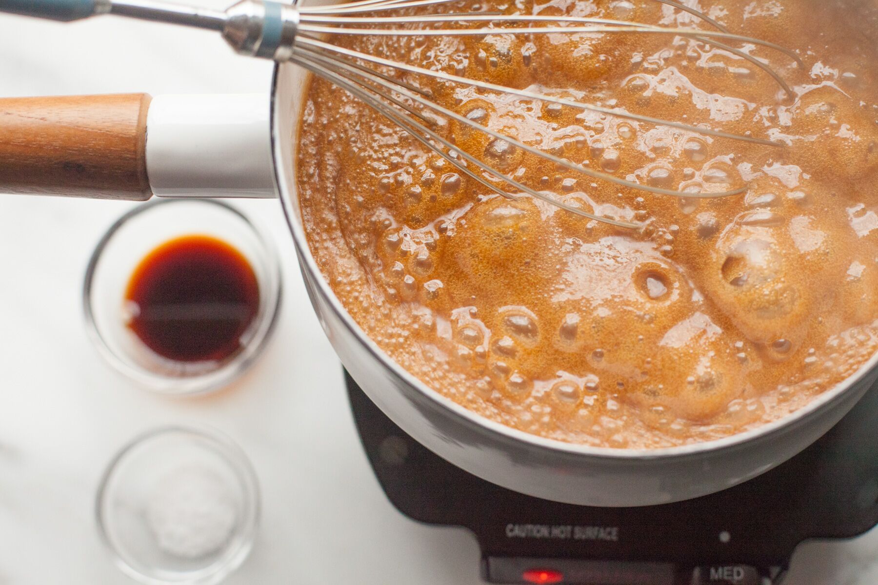 Making Toffee Sauce in Pot | The Chic Site