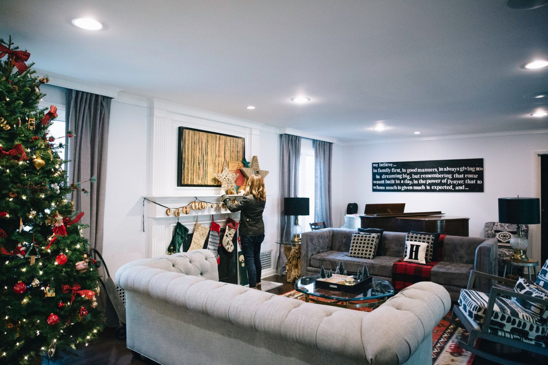 Rachel Hollis Christmas Decor | The Chic Site