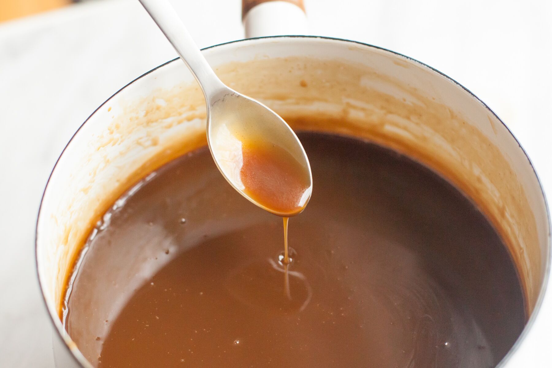 Make your own toffee sauce | The Chic Site