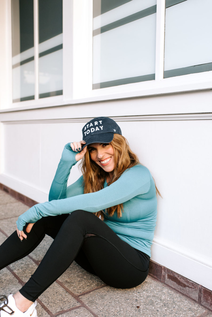 rachel hollis workout, rachel hollis workout gear, rachel hollis active wear, rachel hollis workout essentials, rachel hollis start today hat